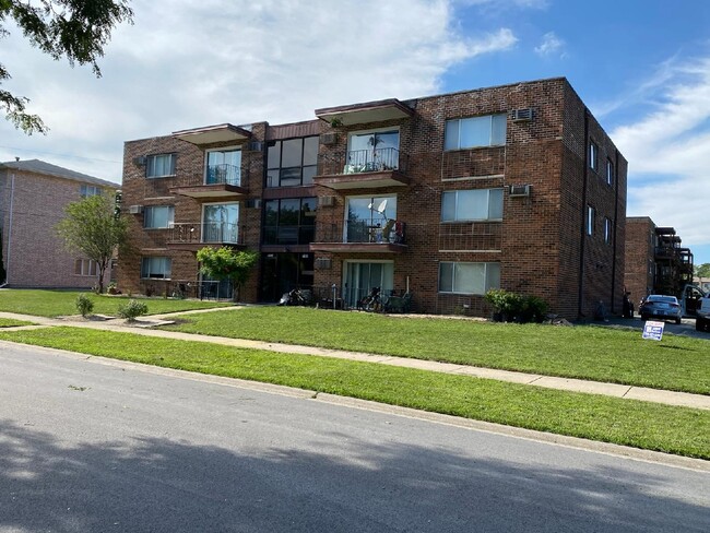 2526 Broadway St in Blue Island, IL - Building Photo - Primary Photo