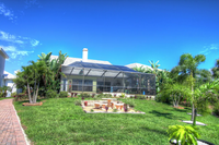 914 Shagos Dr in Apollo Beach, FL - Foto de edificio - Building Photo