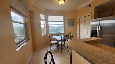 8270 Pathfinder Loop, Unit 832 in Ft. Myers, FL - Building Photo - Building Photo