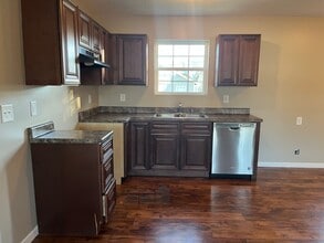 2368 Parkertown Rd in White Pine, TN - Building Photo - Building Photo