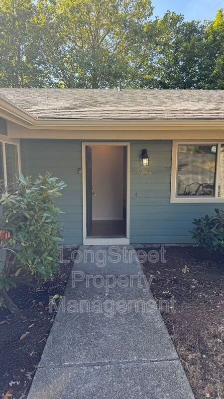 2704 NW Angelica Dr in Corvallis, OR - Building Photo - Building Photo