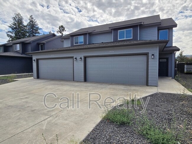 property at 9614 E Nixon Ln