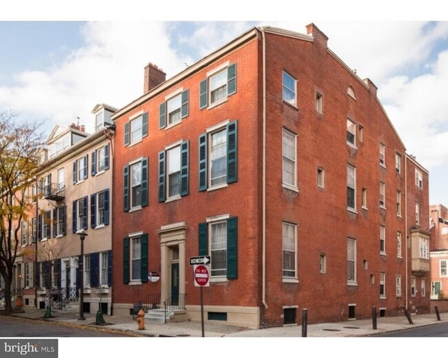 901 Clinton St in Philadelphia, PA - Building Photo - Building Photo