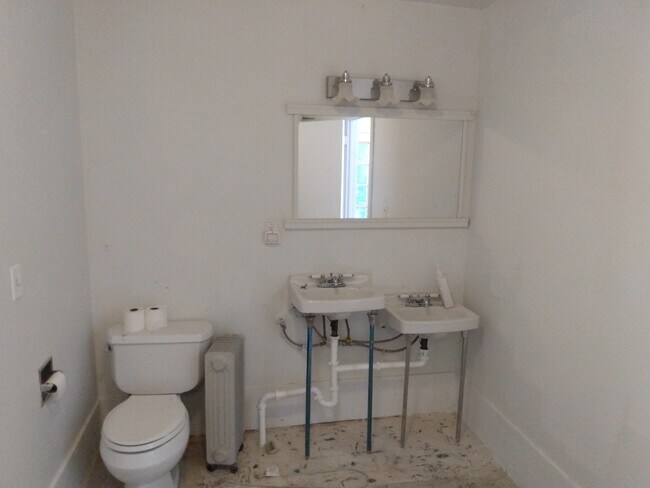 734 Ridge Rd in Mokelumne Hill, CA - Building Photo - Building Photo