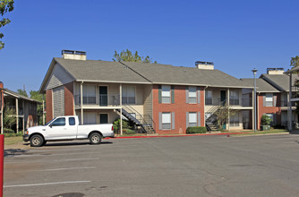 Willow Creek Apartments in Oklahoma City, OK - Building Photo - Building Photo