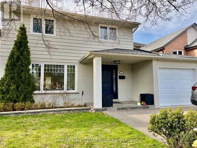 54 Bannon Ave