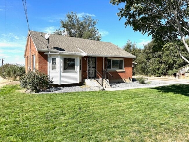 property at 6988 S Hwy 89