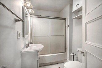 261 Lyons Rd in Bernards, NJ - Building Photo - Building Photo