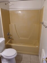 9041 Cedar Lake Rd in Pinckney, MI - Building Photo - Building Photo