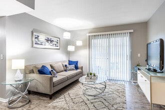 Fairway Hills Apartments in Leavenworth, KS - Foto de edificio - Interior Photo