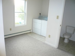 84 Church Ave, Unit 84 Church Avenue in Northbridge, MA - Building Photo - Building Photo