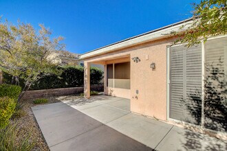 10563 Premia Pl in Las Vegas, NV - Building Photo - Building Photo