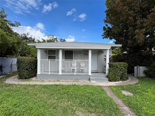 property at 885 SW 29th Ave