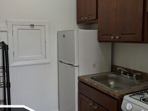 2536 N Sawyer Ave in Chicago, IL - Building Photo - Building Photo