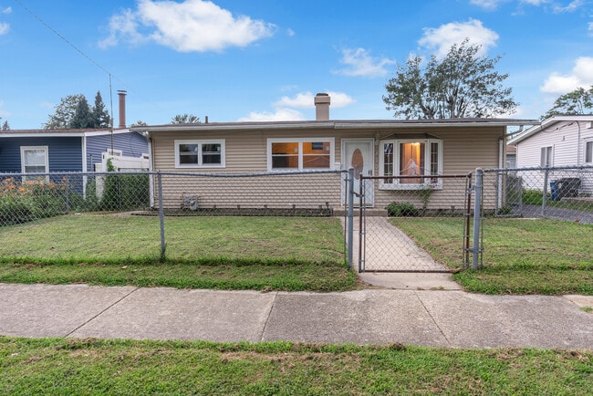 property at 870 Taylor Ave