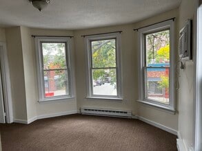 452 Main St, Unit 1 in Melrose, MA - Building Photo - Building Photo