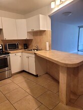 1690 NE 191st St in Miami, FL - Building Photo - Building Photo