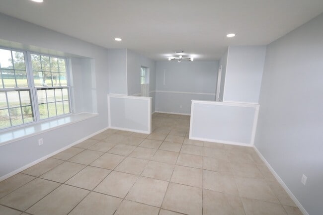 12615 Huntington Venture Dr