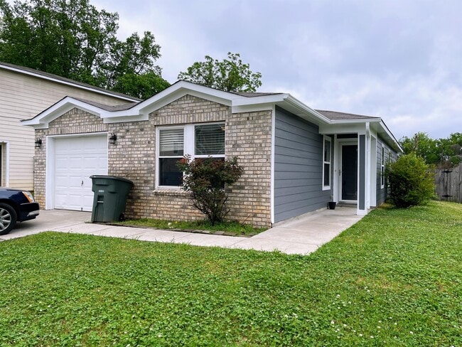 200 Whitestone Dr NE