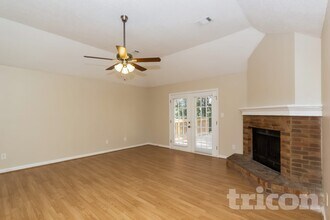 156 Eagle Way in Stockbridge, GA - Building Photo - Building Photo