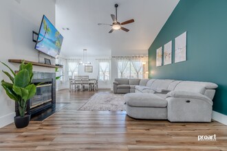 700 Vintage Cir in Destin, FL - Building Photo - Building Photo