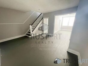 7152 Theodore St in Philadelphia, PA - Building Photo - Building Photo