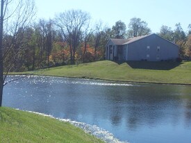 Maple Lake Apartments in Crittenden, KY - Building Photo - Building Photo