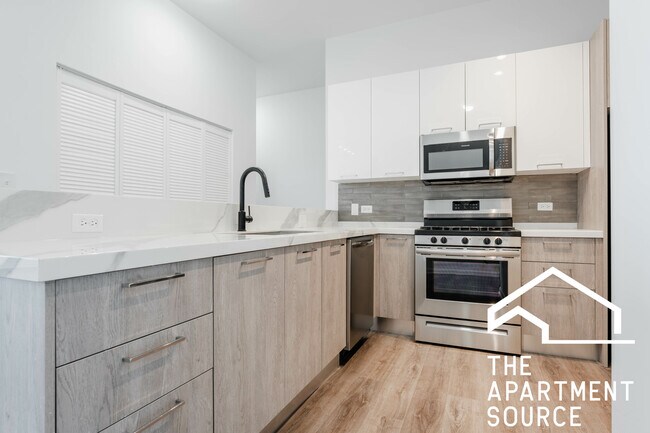 2550 S Wabash Ave in Chicago, IL - Building Photo - Building Photo