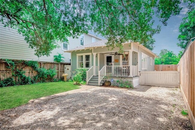 property at 108 E 27th St