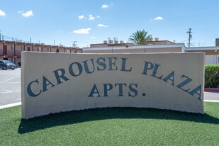 Carousel Plaza Apartments in El Paso, TX - Building Photo