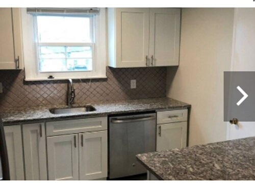 21 Thomas Ave-Unit -2 in Bourne, MA - Building Photo - Building Photo