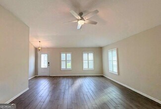 312 Chinquapin Dr in St. Marys, GA - Building Photo - Building Photo