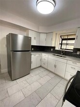2400 13th Ave S in St. Petersburg, FL - Building Photo - Building Photo