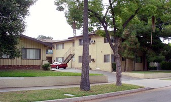 430-440 N Catalina Ave Apartments