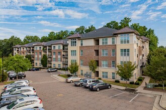 1701 North in Chapel Hill, NC - Foto de edificio - Building Photo