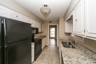 3084 Kemper Dr in Memphis, TN - Building Photo - Building Photo