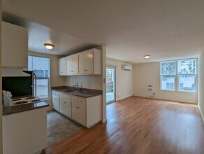 2607 Ellsworth St in Berkeley, CA - Building Photo - Building Photo
