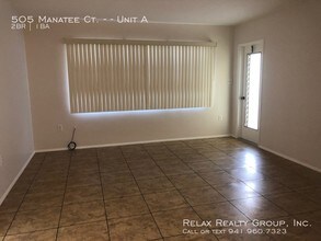 505 Manatee Ct-Unit -Unit A in Venice, FL - Building Photo - Building Photo