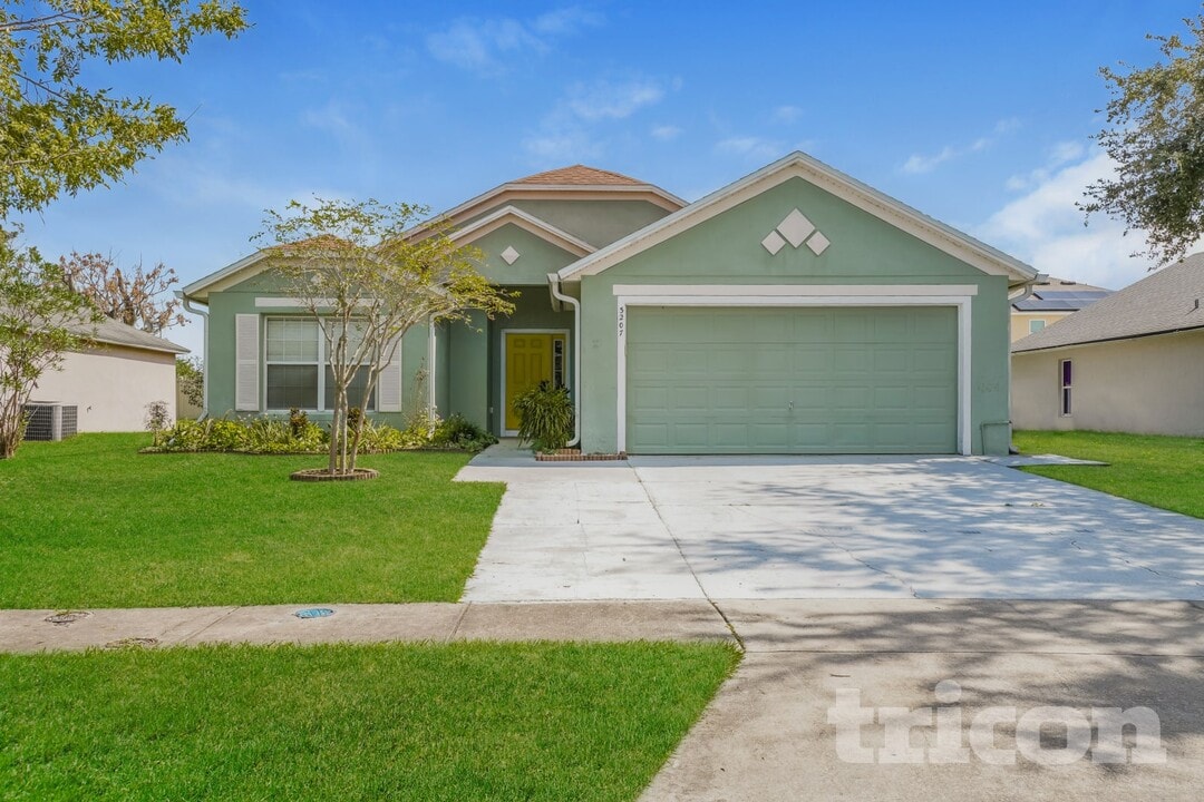 3207 Murray Hill Loop in Kissimmee, FL - Foto de edificio