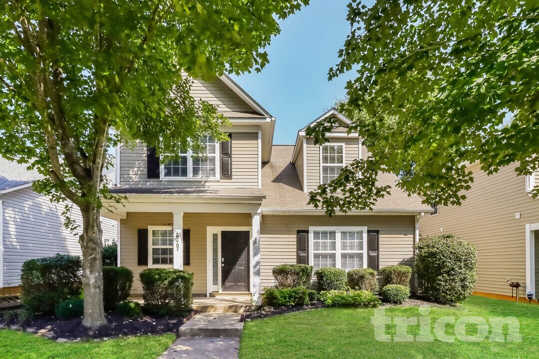 19407 Fridley Ln in Cornelius, NC - Building Photo