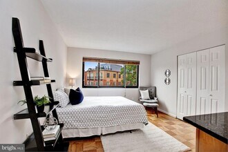 1816 New Hampshire Ave NW, Unit 202 in Washington, DC - Building Photo - Building Photo