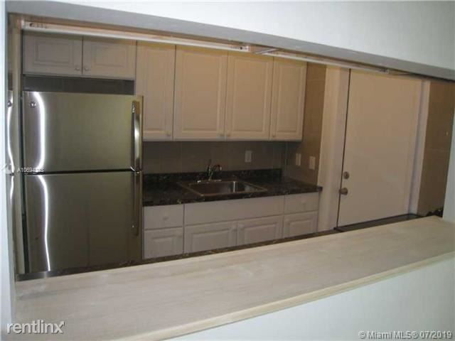 835 Lenox Ave-Unit -Apt 204 in Miami Beach, FL - Building Photo - Building Photo