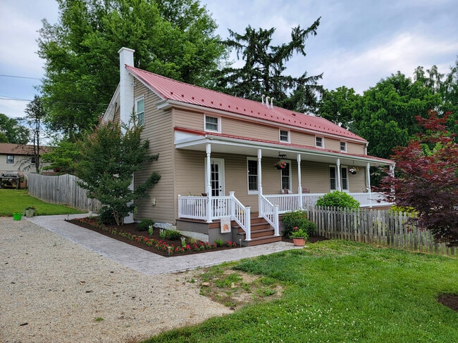 property at 557 Pitney Rd