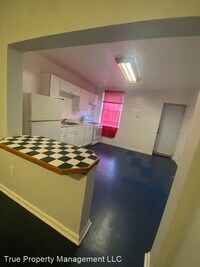 2611 W Fairmount Ave photo'