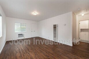 818 Mayflower Ave in Monrovia, CA - Building Photo