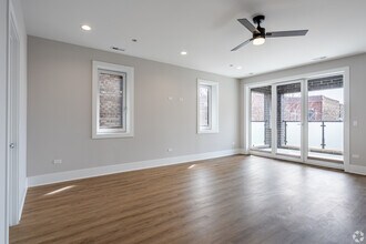 3839 N Clark St in Chicago, IL - Building Photo - Building Photo