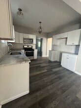 1014 Prickett Ave in Edwardsville, IL - Building Photo - Building Photo