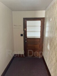 302 W State St photo'