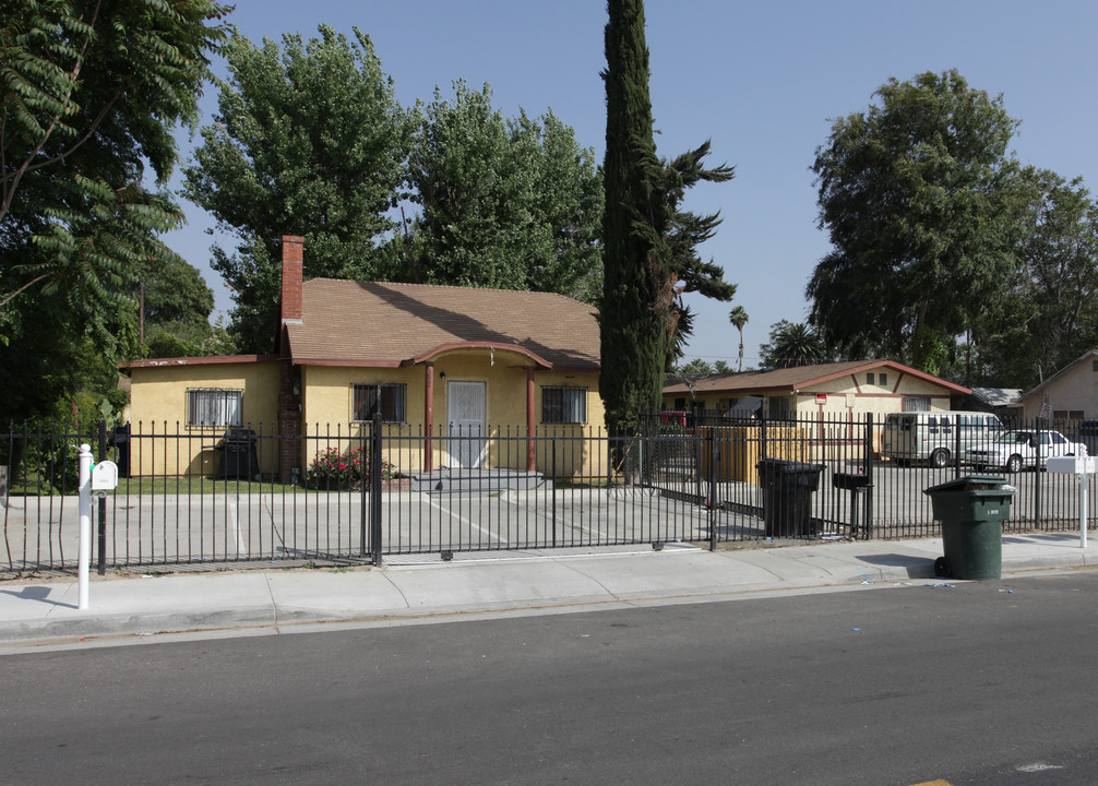 Fort Manor in Jurupa Valley, CA - Building Photo