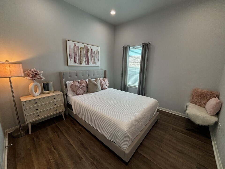 4928 Paradigm Ln in Spring, TX - Building Photo